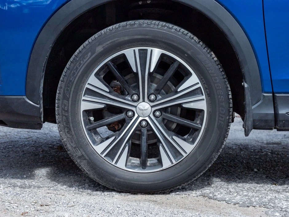 2018 Mitsubishi Eclipse Cross - Image 17 of 17