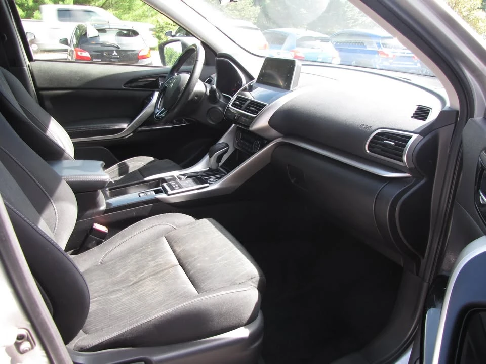 2018 Mitsubishi Eclipse Cross - Image 9 of 14