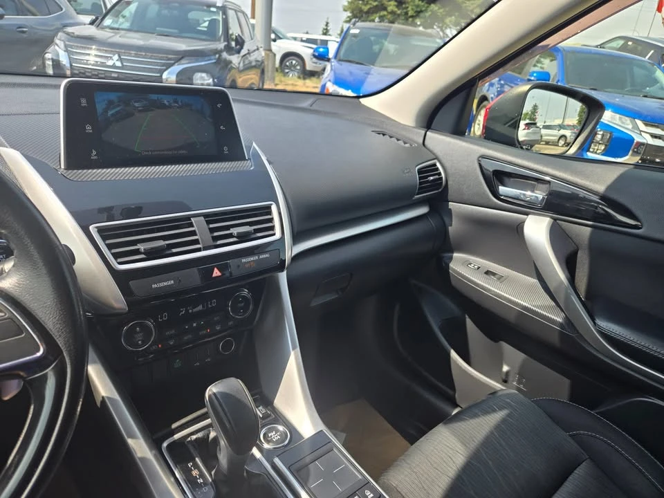 2018 Mitsubishi Eclipse Cross - Image 17 of 20