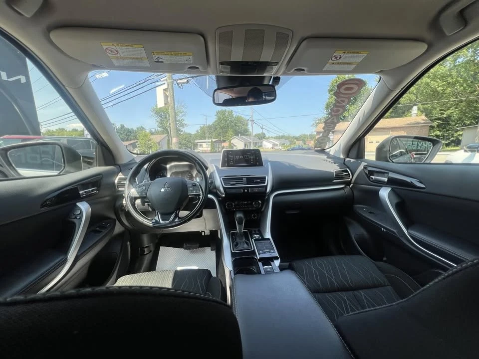 2018 Mitsubishi Eclipse Cross - Image 18 of 20