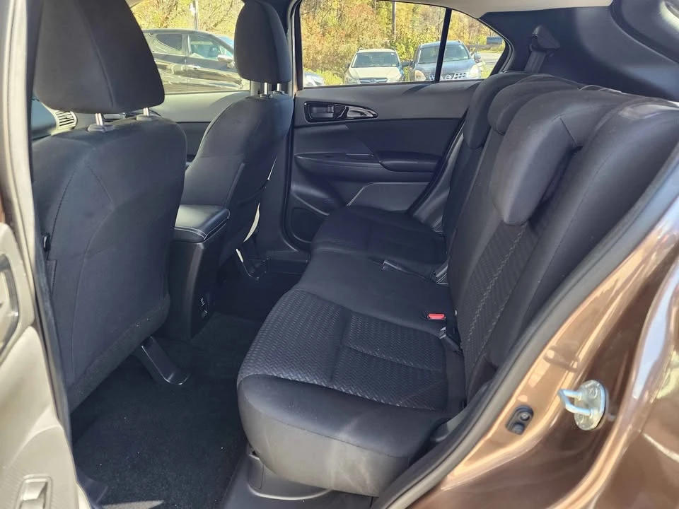 2018 Mitsubishi Eclipse Cross - Image 6 of 19
