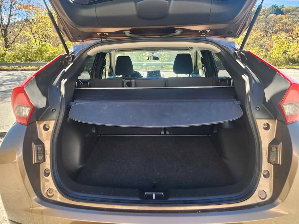 2018 Mitsubishi Eclipse Cross - Image 11 of 19