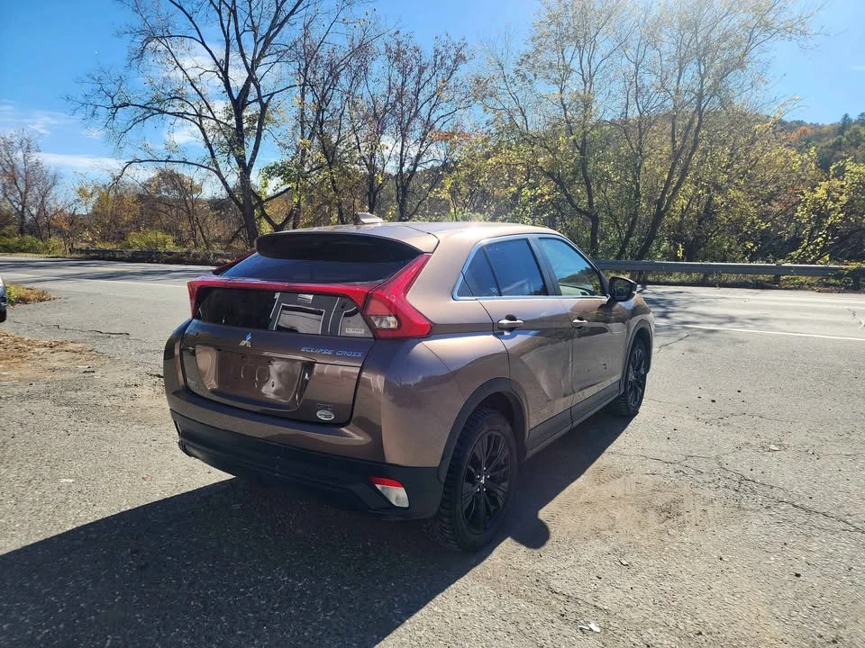 2018 Mitsubishi Eclipse Cross - Image 19 of 19