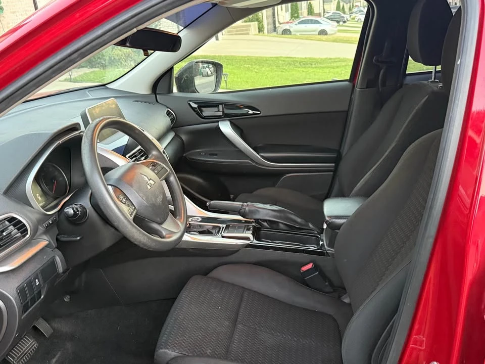 2018 Mitsubishi Eclipse Cross - Image 6 of 10