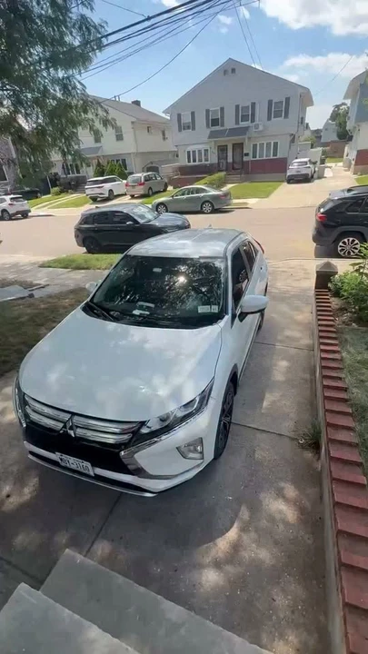 2018 Mitsubishi Eclipse Cross - Image 11 of 11