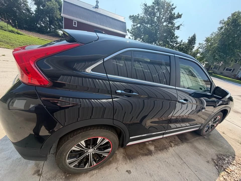 2018 Mitsubishi Eclipse Cross - Image 4 of 10