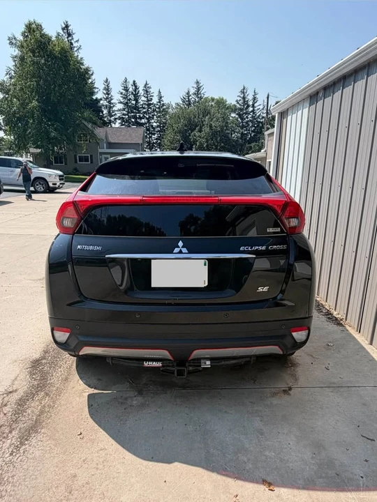 2018 Mitsubishi Eclipse Cross - Image 3 of 10