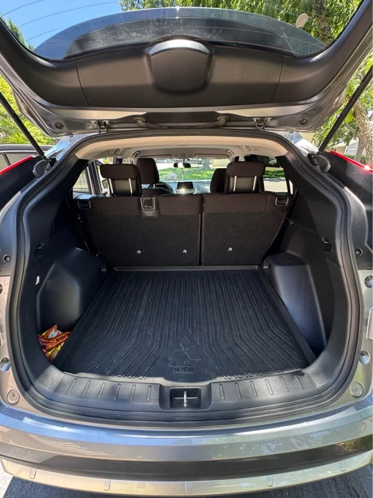 2018 Mitsubishi Eclipse Cross - Image 10 of 20
