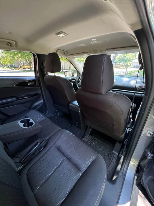 2018 Mitsubishi Eclipse Cross - Image 5 of 20