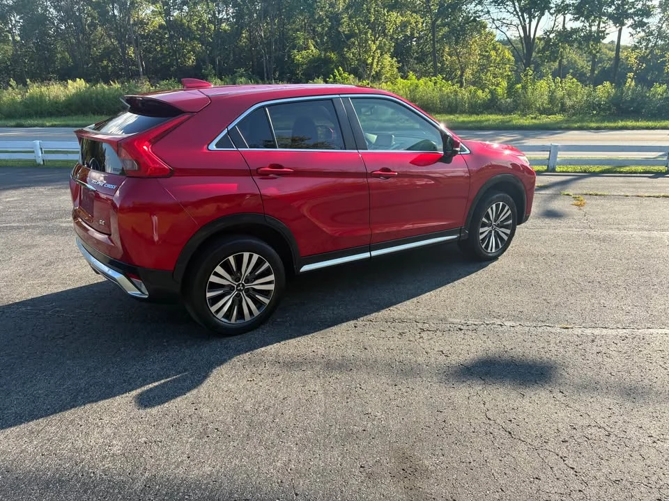 2018 Mitsubishi Eclipse Cross - Image 4 of 15