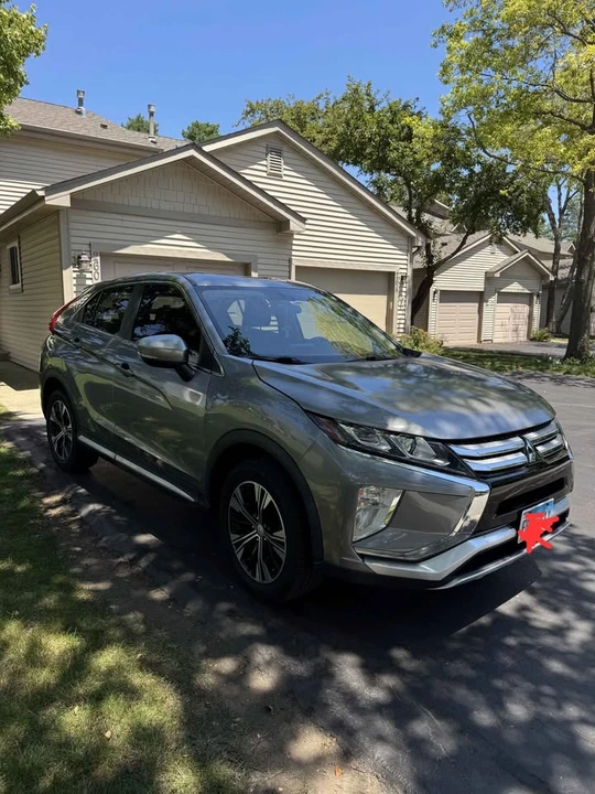 2018 Mitsubishi Eclipse Cross - Image 2 of 20