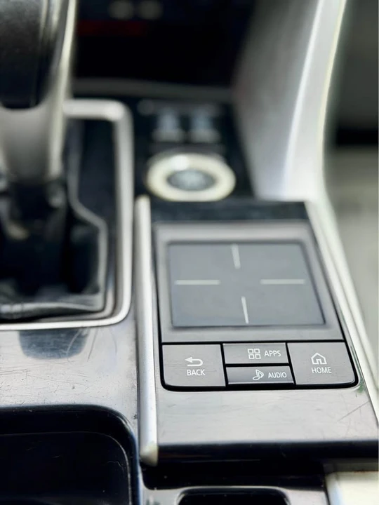2018 Mitsubishi Eclipse Cross - Image 12 of 18