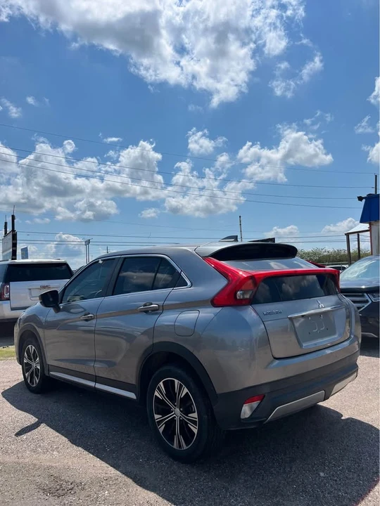 2018 Mitsubishi Eclipse Cross - Image 5 of 10