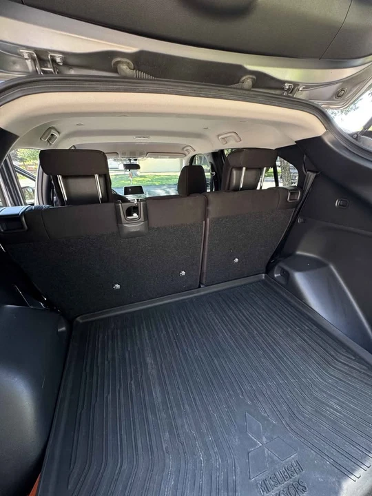 2018 Mitsubishi Eclipse Cross - Image 15 of 20