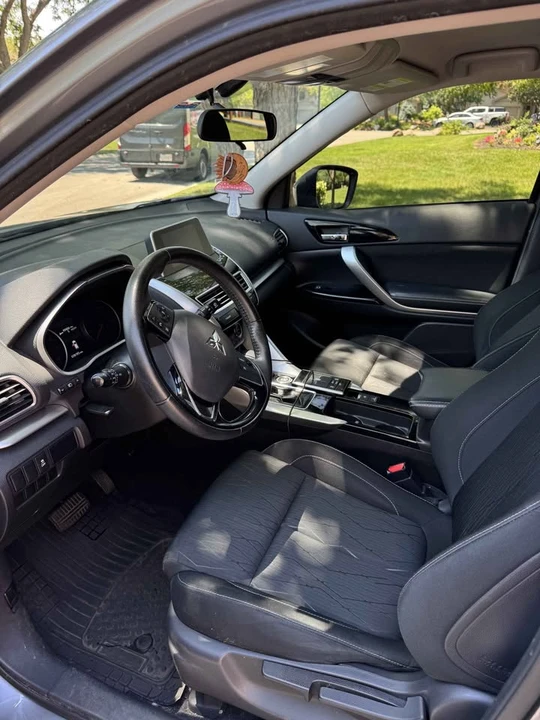 2018 Mitsubishi Eclipse Cross - Image 14 of 20