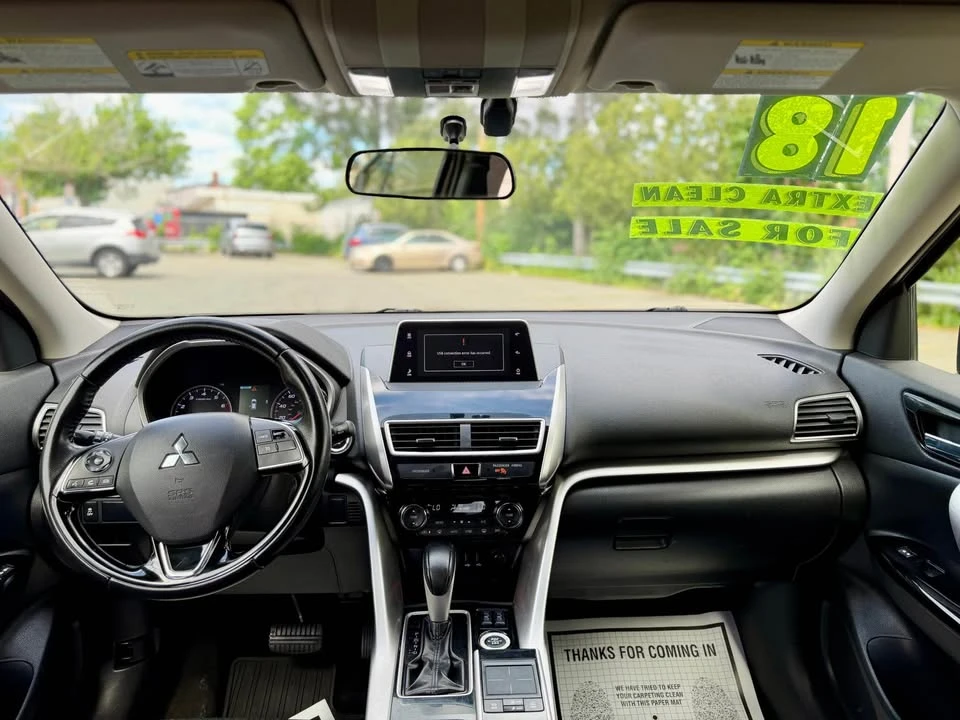 2018 Mitsubishi Eclipse Cross - Image 11 of 18