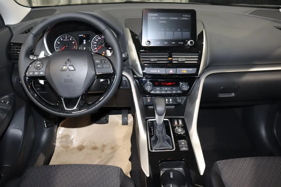 2018 Mitsubishi Eclipse Cross - Image 10 of 15