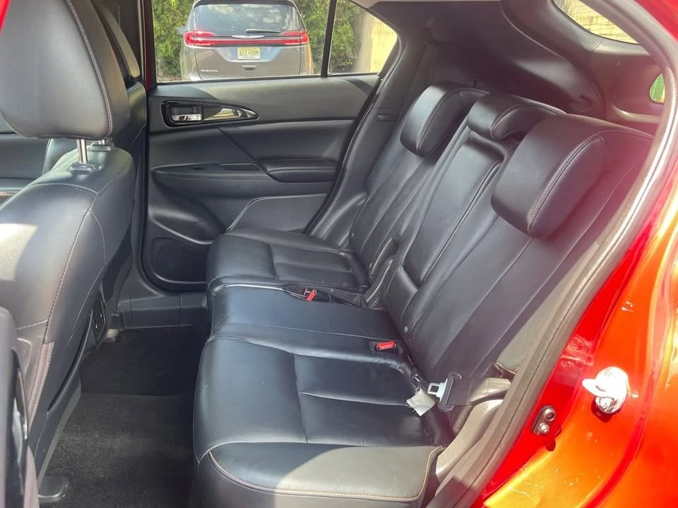 2018 Mitsubishi Eclipse Cross - Image 16 of 20