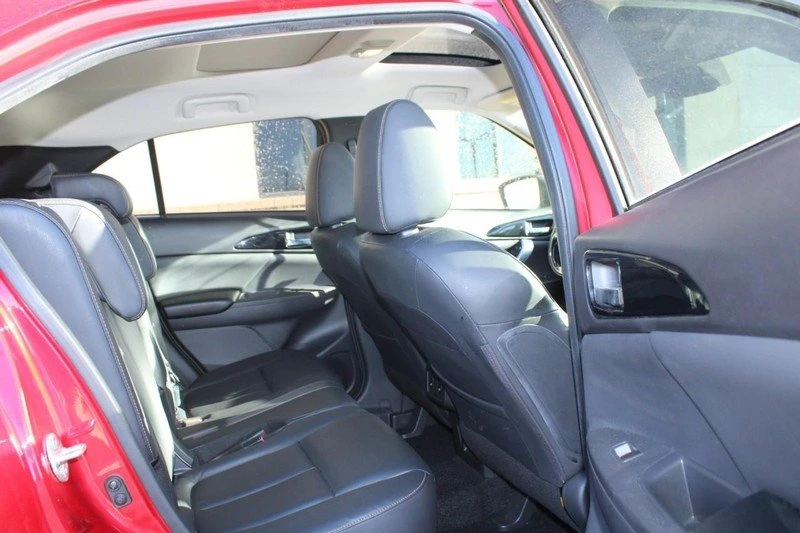 2018 Mitsubishi Eclipse Cross - Image 7 of 12