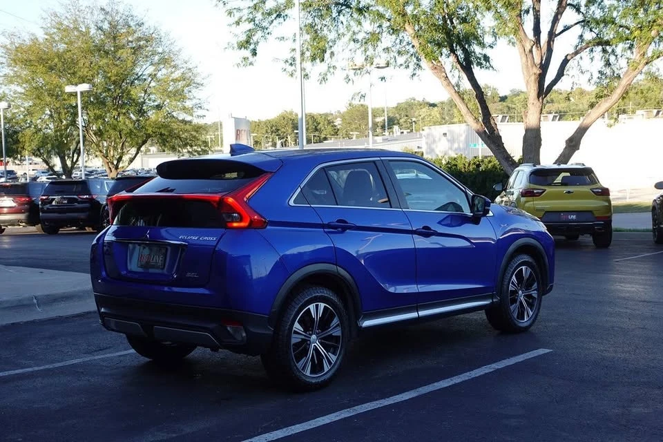 2018 Mitsubishi Eclipse Cross - Image 5 of 20