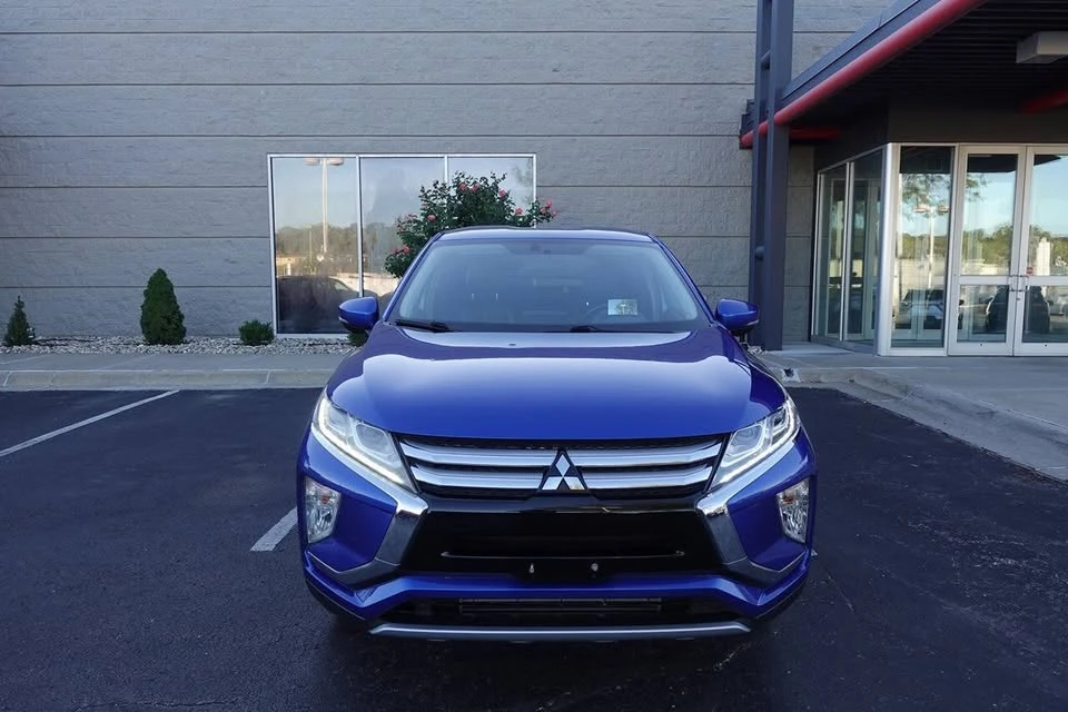 2018 Mitsubishi Eclipse Cross - Image 3 of 20