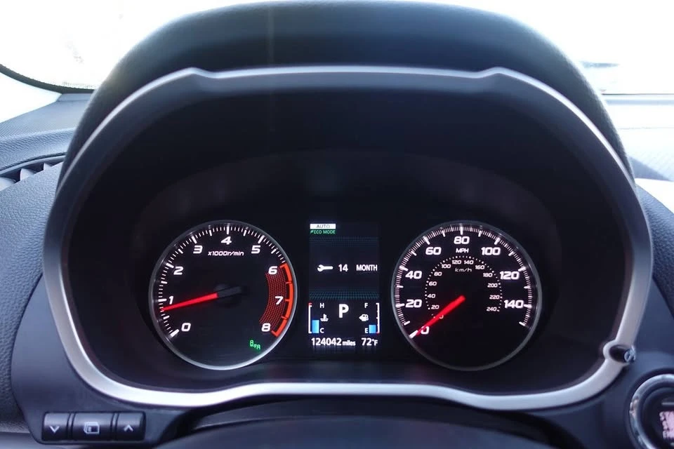 2018 Mitsubishi Eclipse Cross - Image 12 of 20