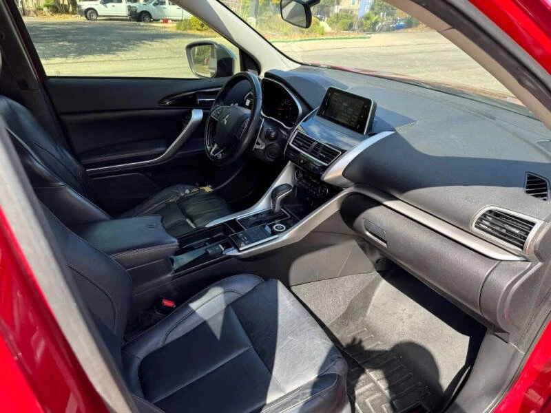 2018 Mitsubishi Eclipse Cross - Image 7 of 8