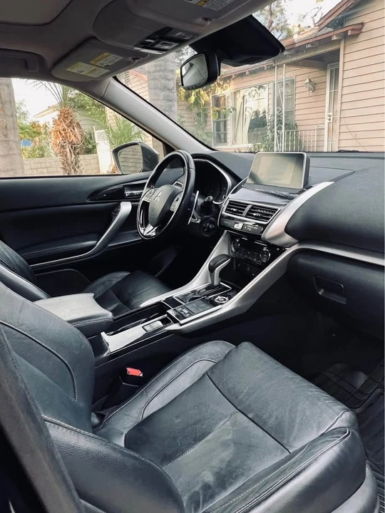 2018 Mitsubishi Eclipse Cross - Image 9 of 9
