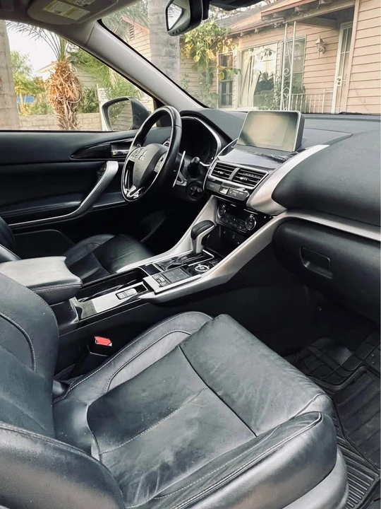 2018 Mitsubishi Eclipse Cross - Image 7 of 12