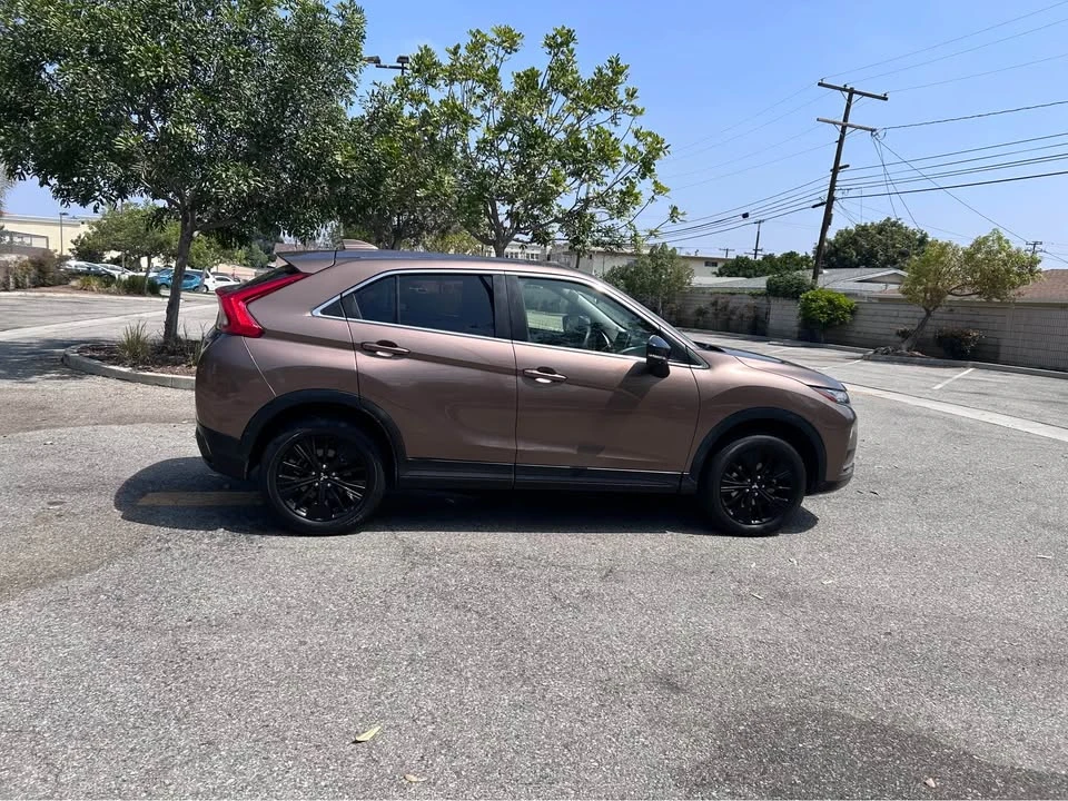 2018 Mitsubishi Eclipse Cross - Image 15 of 18