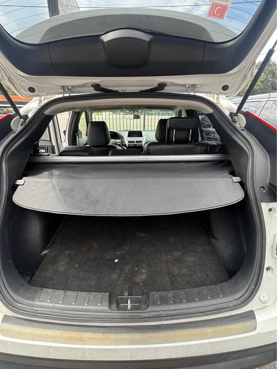 2018 Mitsubishi Eclipse Cross - Image 6 of 12