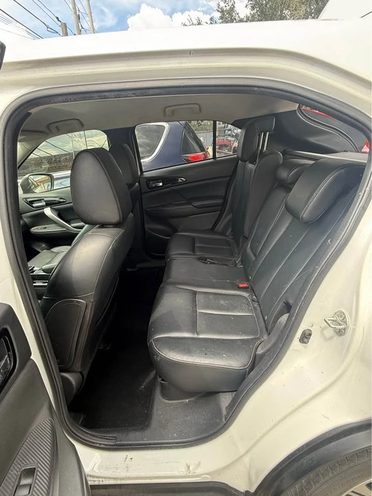 2018 Mitsubishi Eclipse Cross - Image 12 of 12