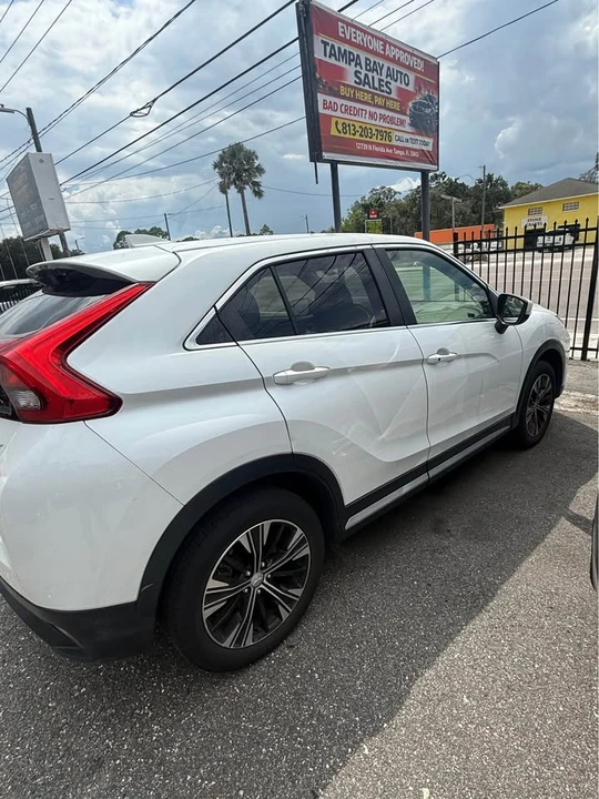 2018 Mitsubishi Eclipse Cross - Image 5 of 12