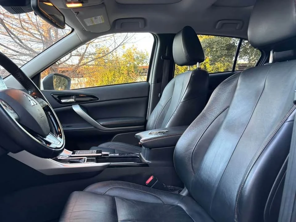 2018 Mitsubishi Eclipse Cross - Image 8 of 14