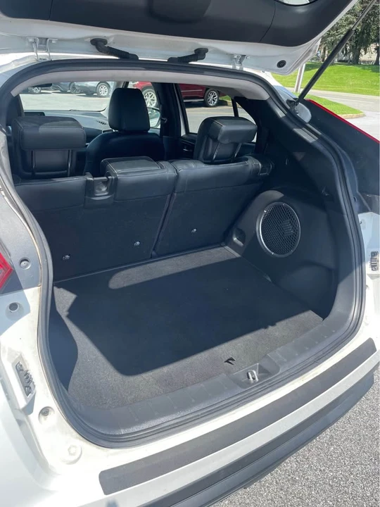 2018 Mitsubishi Eclipse Cross - Image 18 of 20