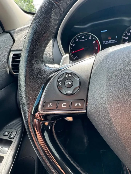 2018 Mitsubishi Eclipse Cross - Image 12 of 20