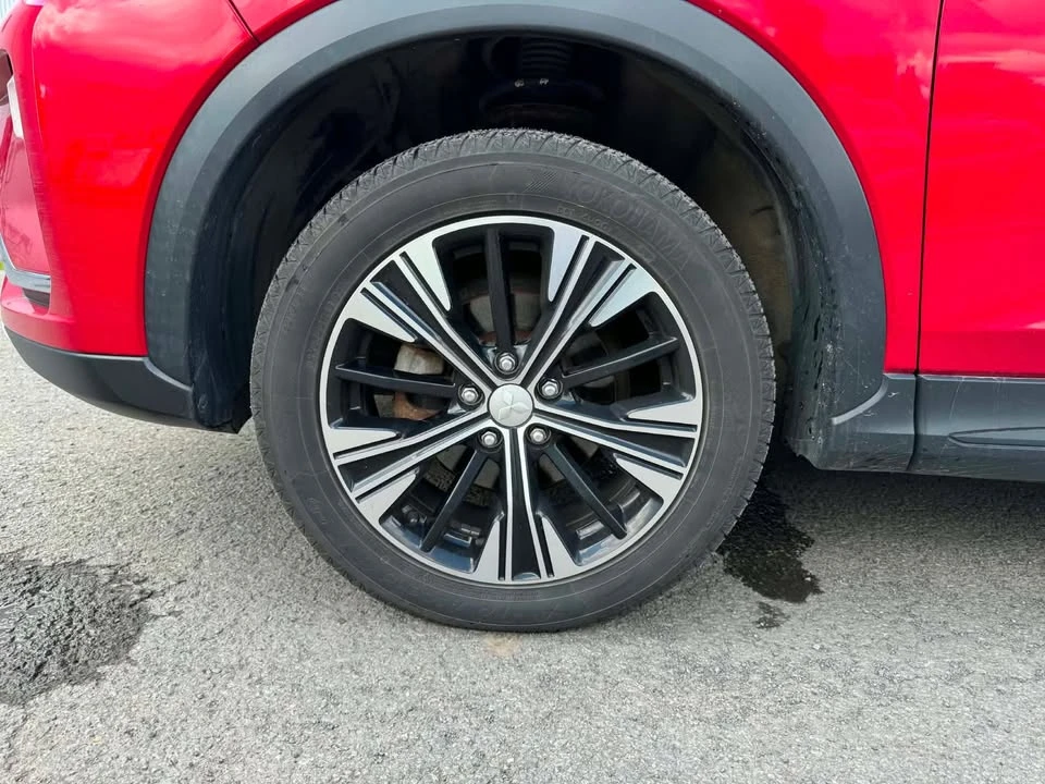 2018 Mitsubishi Eclipse Cross - Image 5 of 20