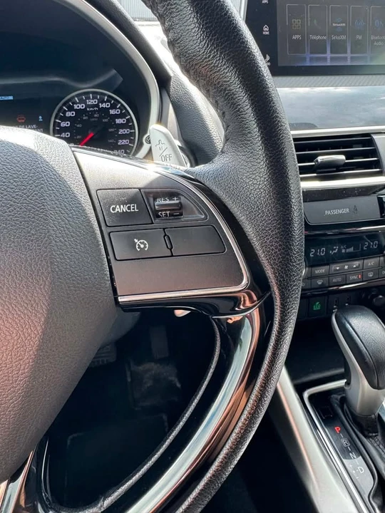 2018 Mitsubishi Eclipse Cross - Image 13 of 20