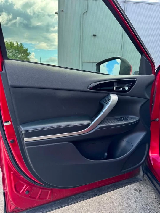 2018 Mitsubishi Eclipse Cross - Image 6 of 20
