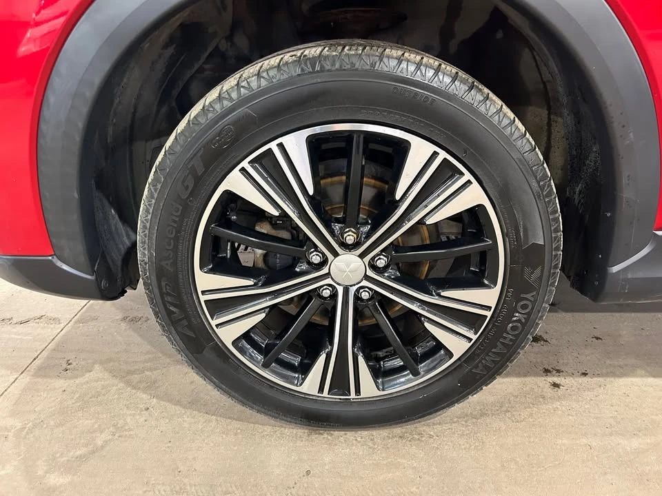 2018 Mitsubishi Eclipse Cross - Image 7 of 20
