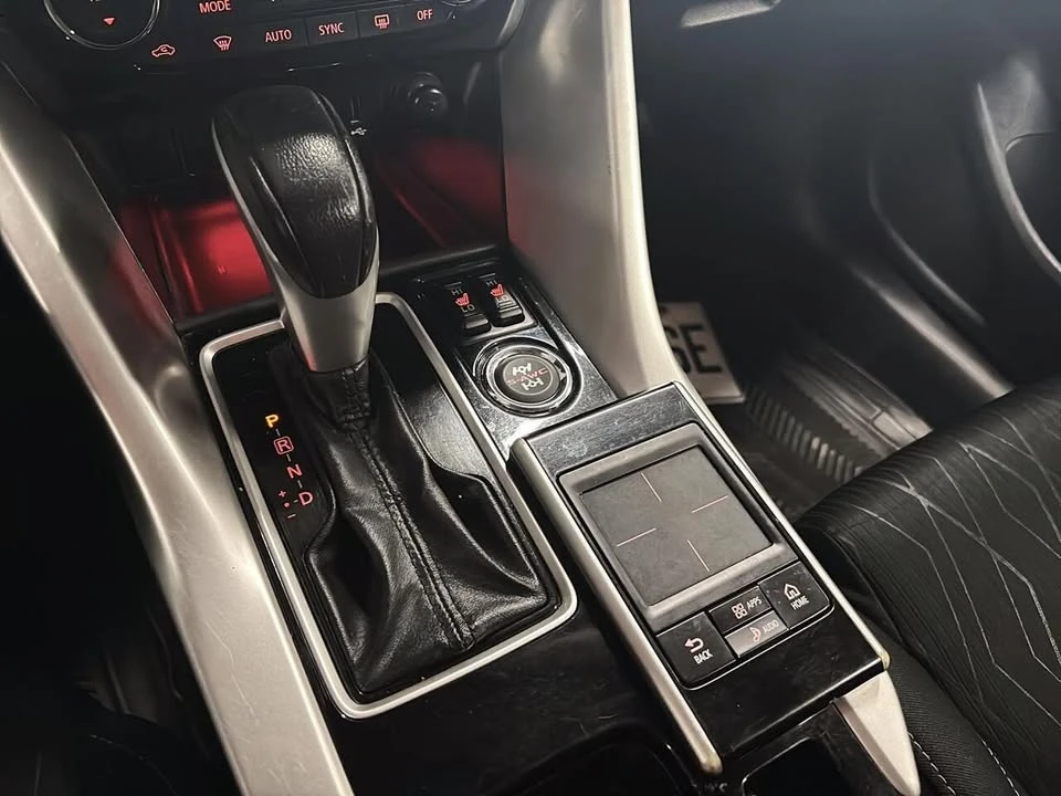 2018 Mitsubishi Eclipse Cross - Image 13 of 15