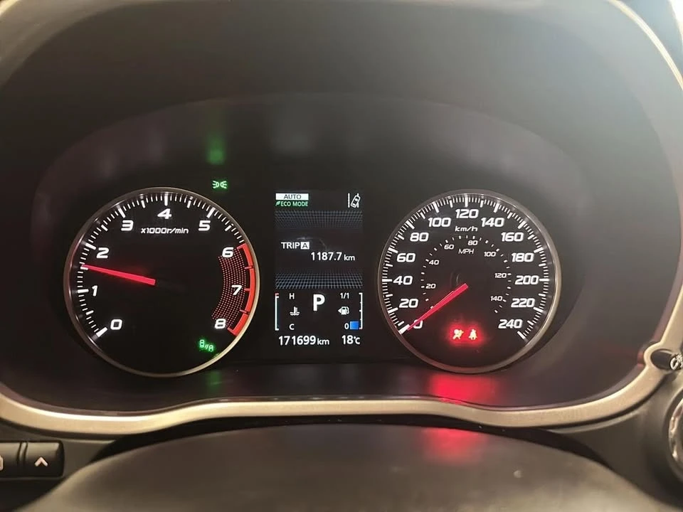 2018 Mitsubishi Eclipse Cross - Image 11 of 15
