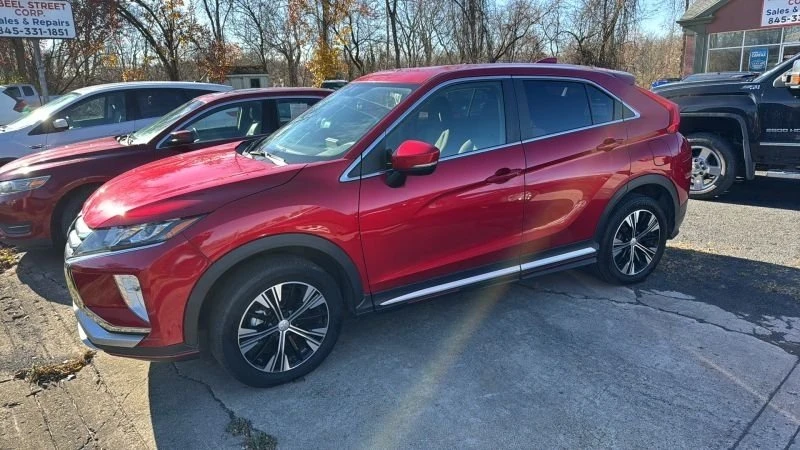 2018 Mitsubishi Eclipse Cross - Image 2 of 7