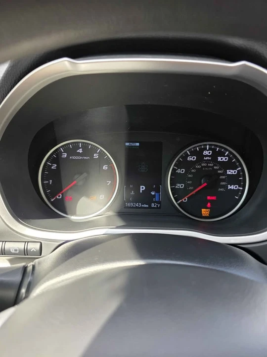 2018 Mitsubishi Eclipse - Image 3 of 14