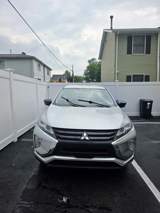 2018 Mitsubishi Eclipse - Image 13 of 14