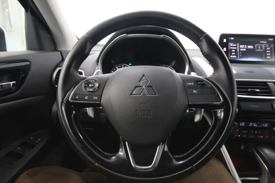 2018 Mitsubishi Eclipse - Image 14 of 15