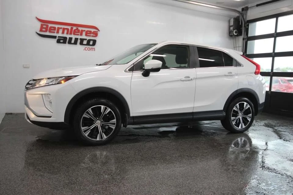 2018 Mitsubishi Eclipse Cross - Image 3 of 15