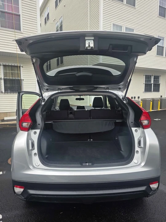 2018 Mitsubishi Eclipse - Image 6 of 13