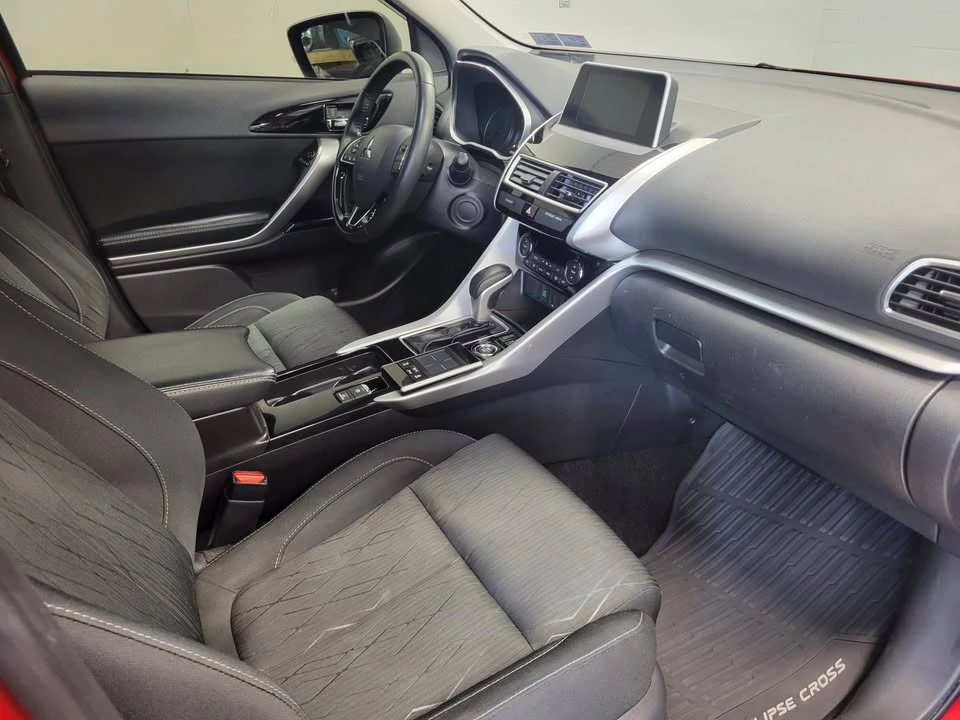 2018 Mitsubishi Eclipse Cross - Image 13 of 17