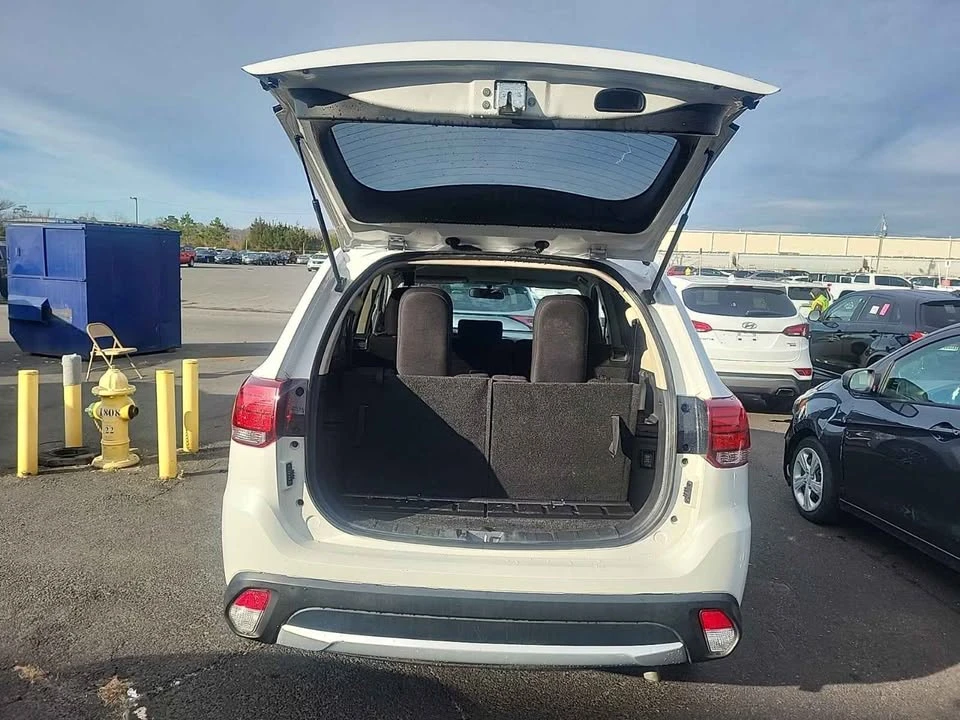 2018 Mitsubishi Outlander - Image 5 of 14